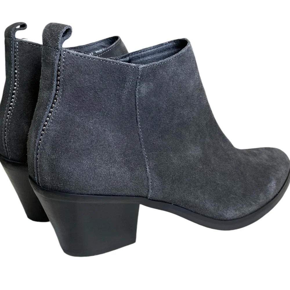 Dolce Vita Elza Dark Gray Suede Studded Pointed Toe Ankle Boots Women's Size 8.5